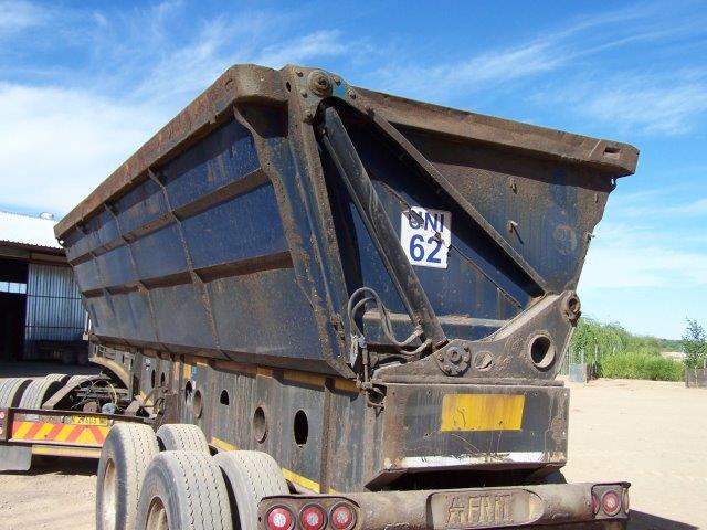 Corrosion: Tipper Truck Polyurea Application - Namibia